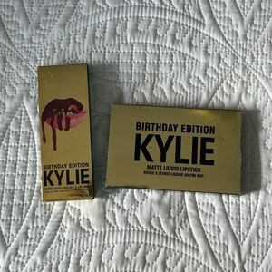 Kylie Birthday Edition Matte Liquid Lipstick & Lipliner Sets LEO